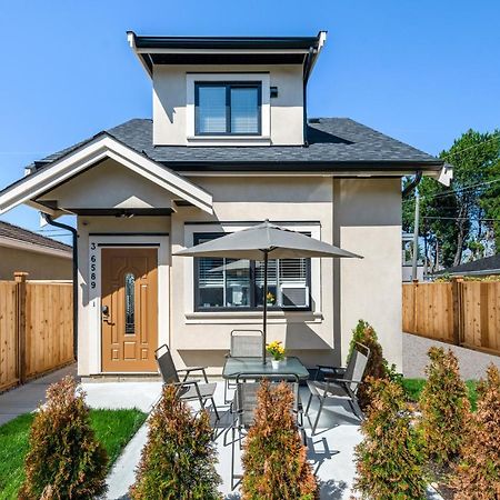 Three Bedrooms Brand New Laneway House Near Public Transit Ванкувер Экстерьер фото